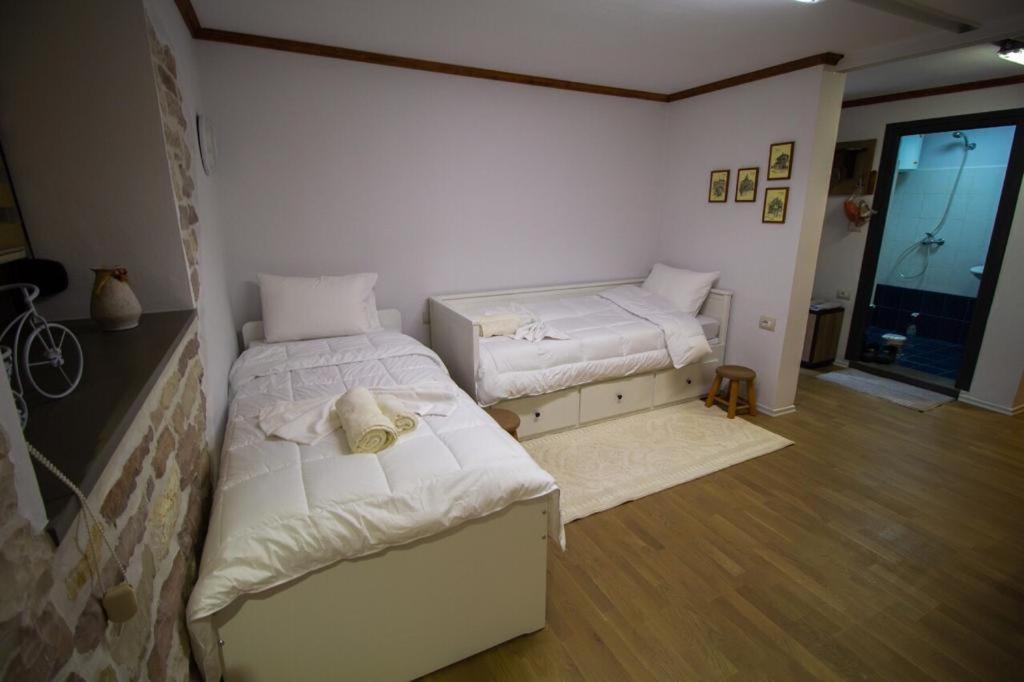 Ferienwohnung Solhouse Gjirokastër Exterior foto