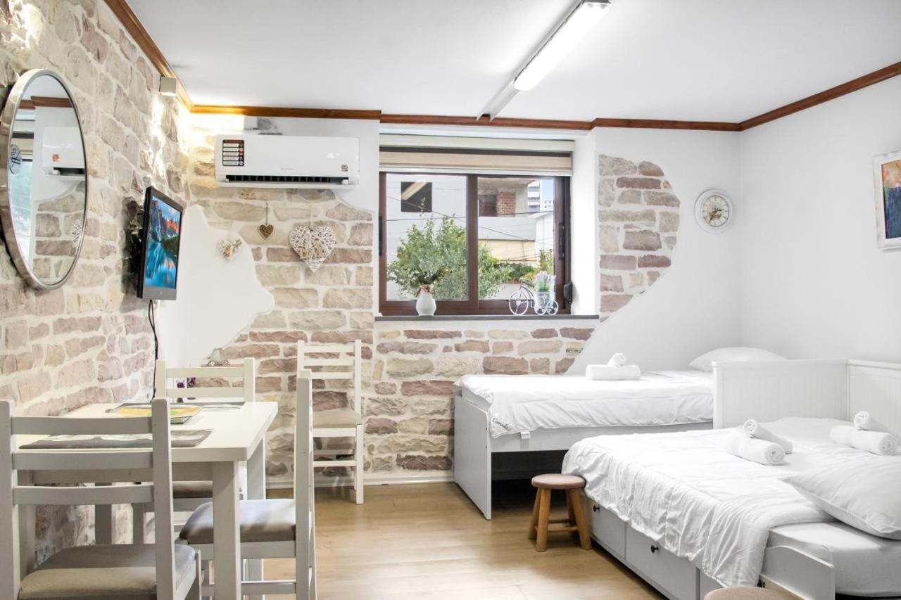 Ferienwohnung Solhouse Gjirokastër Exterior foto